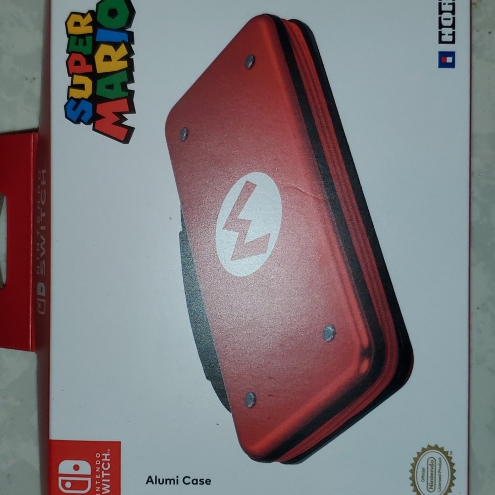 Hori Alumni Super Mario Case for Nintendo Switch
